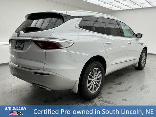2023 Buick Enclave Essence AWD