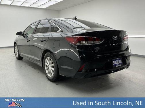 2018 Hyundai SONATA SE