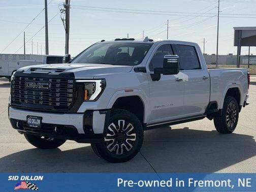 White Frost Tri-Coat 2025 GMC Sierra 2500 Denali Ultimate