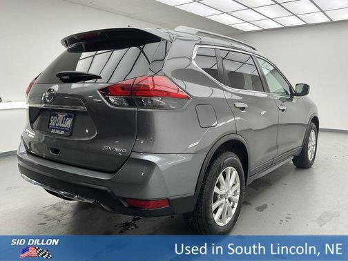 2017 Nissan Rogue SV
