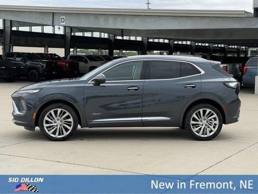 Quartz Blue Metallic 2026 Buick Envision Avenir