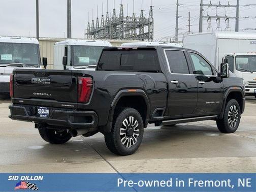 Onyx Black 2024 GMC Sierra 2500 Denali Ultimate