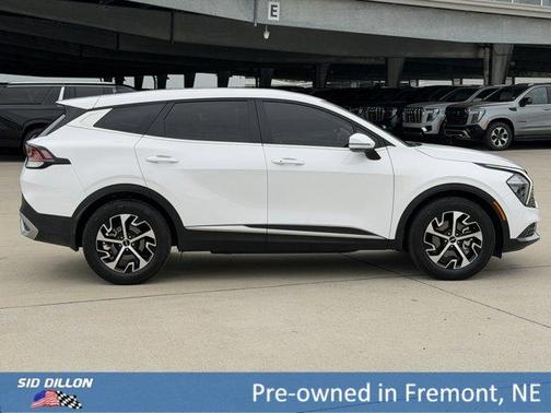 Glacial White Pearl 2023 Kia Sportage EX