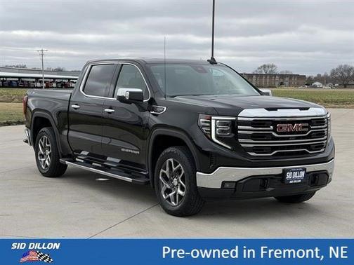 Onyx Black 2024 GMC Sierra 1500 SLT