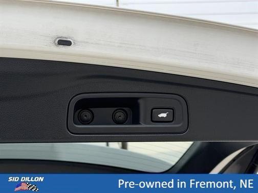 Platinum White Pearl 2020 Honda Pilot Touring 7-Passenger