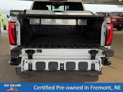 White Frost Tri-Coat 2024 GMC Sierra 2500 Denali