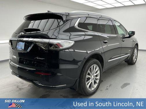 2022 Buick Enclave AWD Avenir
