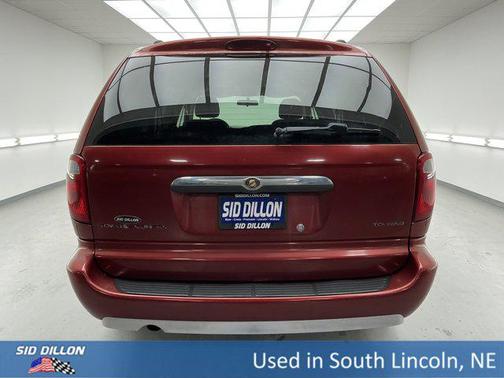 2006 Chrysler Town & Country Touring