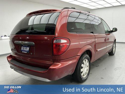 2006 Chrysler Town & Country Touring