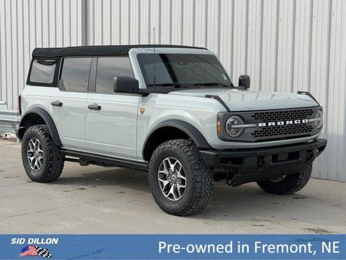 Iconic Silver Metallic 2024 Ford Bronco Badlands