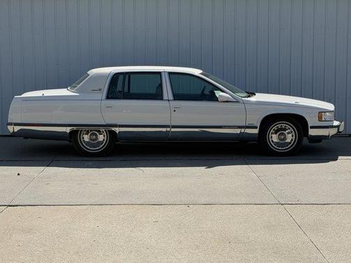 Cotillion White 1996 Cadillac Fleetwood Base