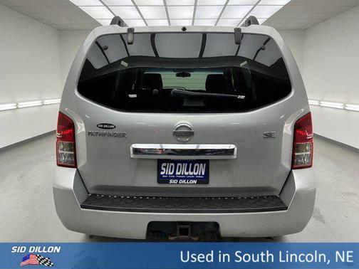2009 Nissan Pathfinder SE