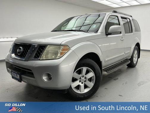 2009 Nissan Pathfinder SE