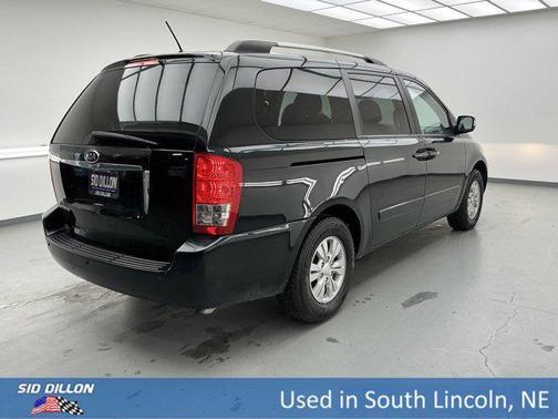 2012 Kia Sedona LX