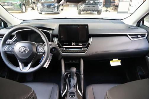 2025 Toyota Corolla Cross XLE