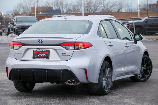 2024 Toyota Corolla Hybrid LE