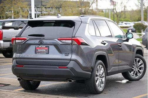 2022 Toyota RAV4 XLE Premium