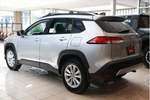 2025 Toyota Corolla Cross LE