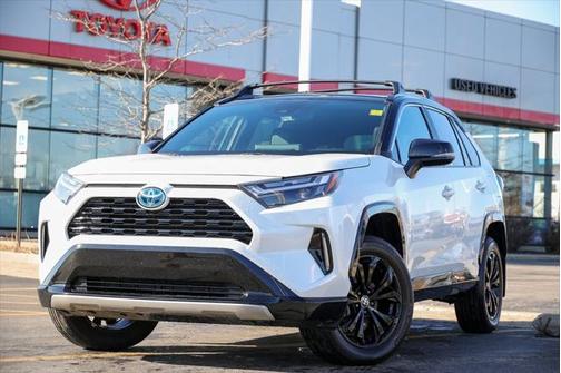 2023 Toyota RAV4 Hybrid SE