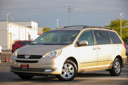 2005 Toyota Sienna XLE