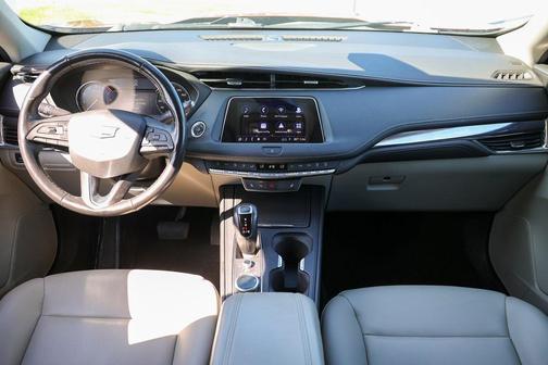2019 Cadillac XT4 Luxury
