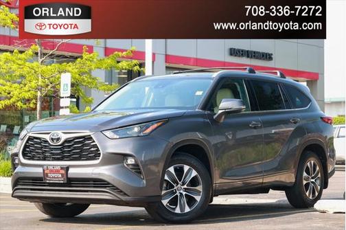2022 Toyota Highlander XLE