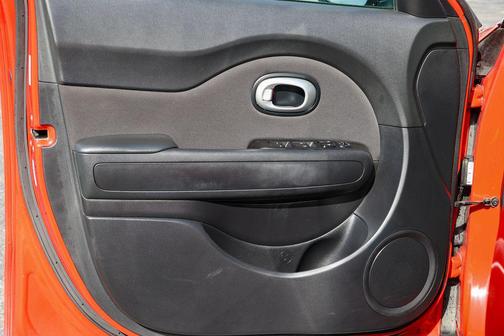 Inferno Red 2016 Kia Soul +