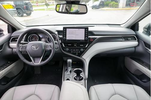 2022 Toyota Camry XLE