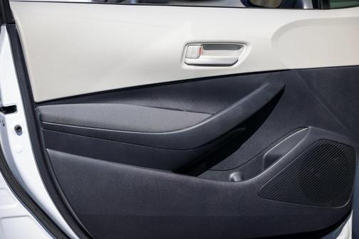 2024 Toyota Corolla Hybrid SE