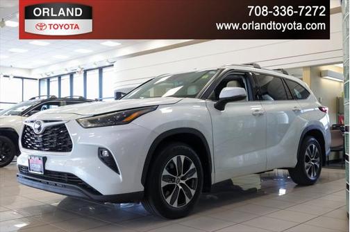 2022 Toyota Highlander XLE