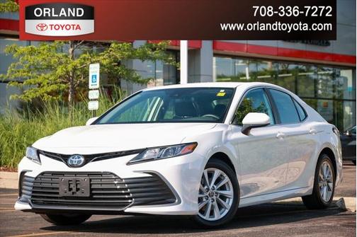 2022 Toyota Camry LE