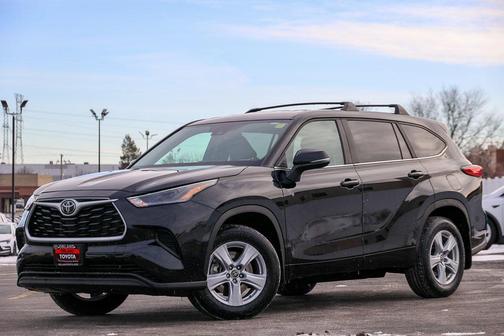 2023 Toyota Highlander L