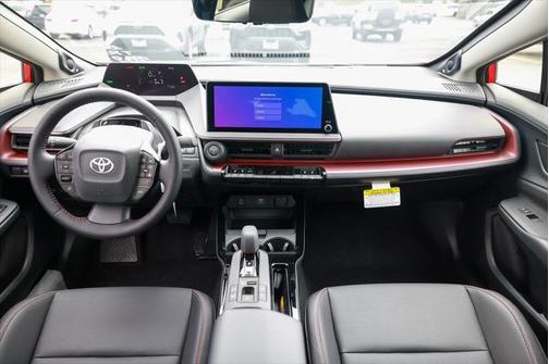 2025 Toyota Prius L