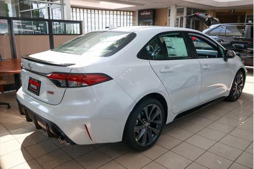 2025 Toyota Corolla XSE