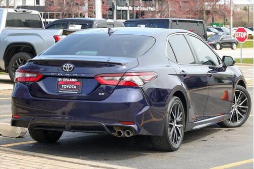 2022 Toyota Camry SE
