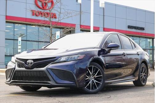 2022 Toyota Camry SE