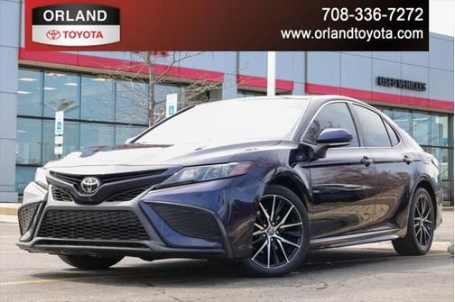 2022 Toyota Camry SE