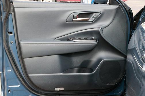 2025 Toyota Crown Platinum