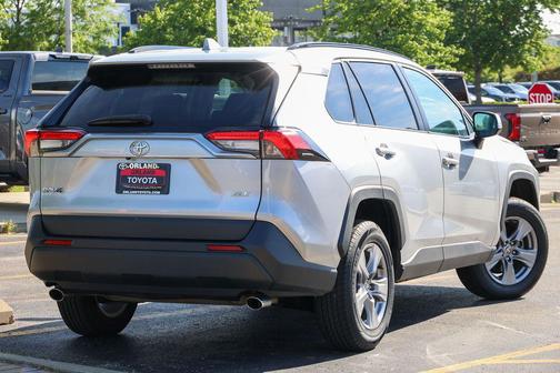 Silver Sky Metallic 2024 Toyota RAV4 XLE
