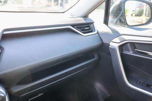 Silver Sky Metallic 2024 Toyota RAV4 XLE