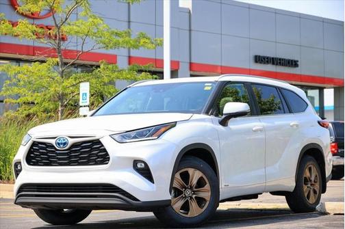 2023 Toyota Highlander Hybrid XLE