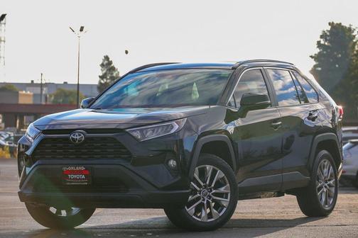 2019 Toyota RAV4 XLE Premium