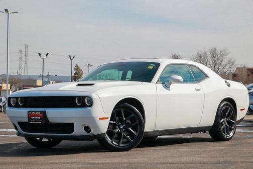 2021 Dodge Challenger SXT