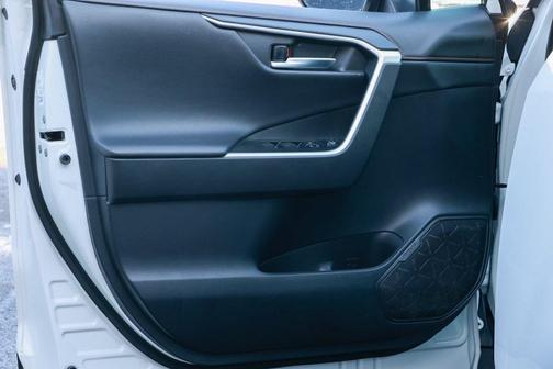 2023 Toyota RAV4 Adventure