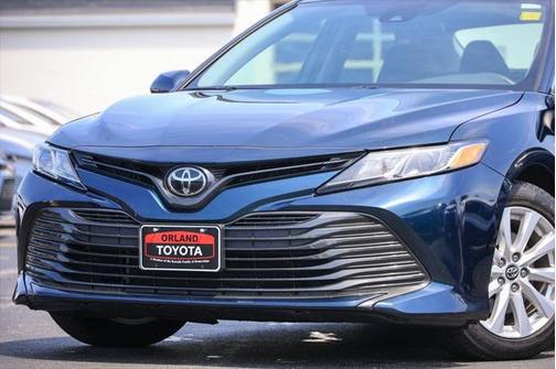 2019 Toyota Camry LE