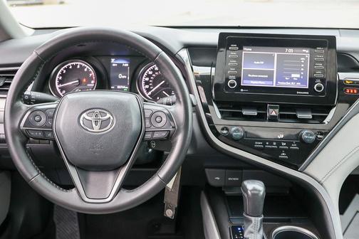 Midnight Black Metallic 2023 Toyota Camry SE