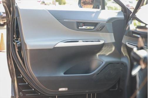 2024 Toyota Venza XLE