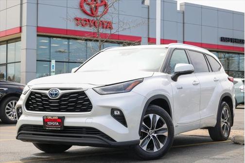 2021 Toyota Highlander Hybrid XLE