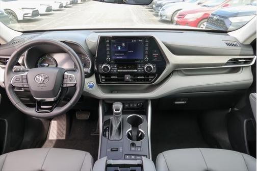 2021 Toyota Highlander Hybrid XLE