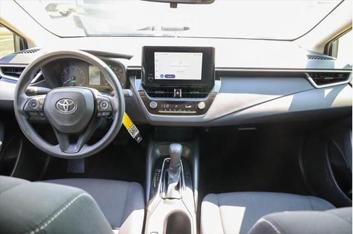 2024 Toyota Corolla Hybrid SE